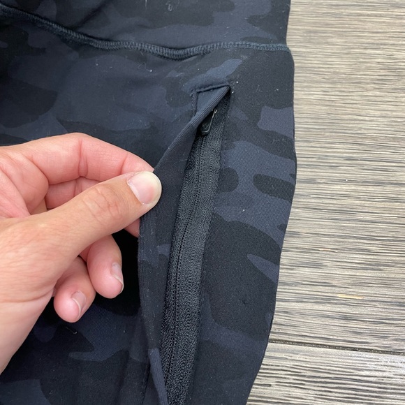 Alphalete Joggers - Picture 7 of 8